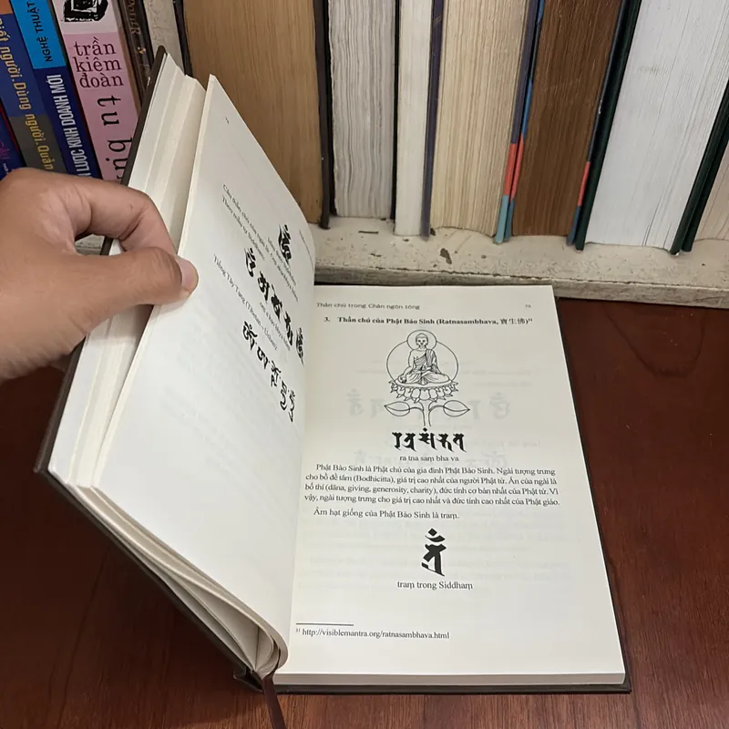 I Sách Phật Giáo: Thần Chú Trong Phật Giáo - Thích Minh Cảnh - Lê Tự Hỷ (Biên Soạn) - 2014 593540