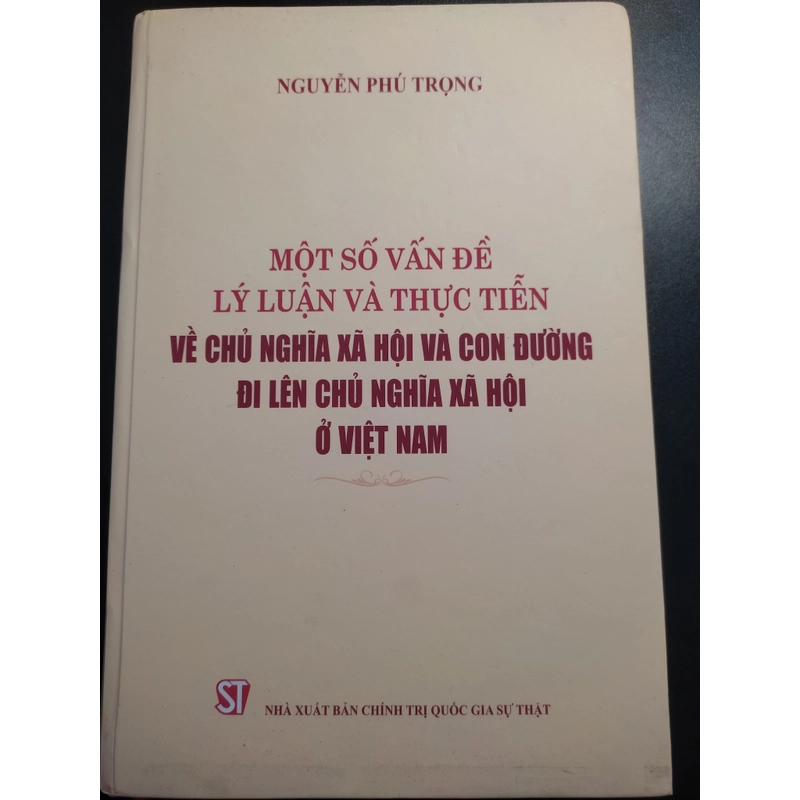Sách của TBT Nguyễn Phú Trọng, mới 97% 326158