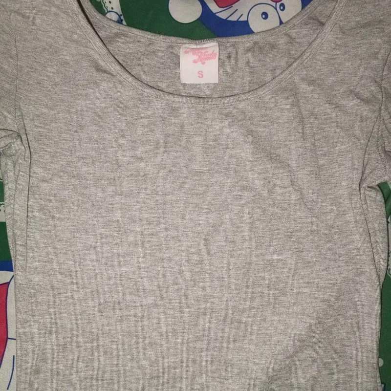 ÁO THUN TAY DÀI DÁNG CROP TOP  756904