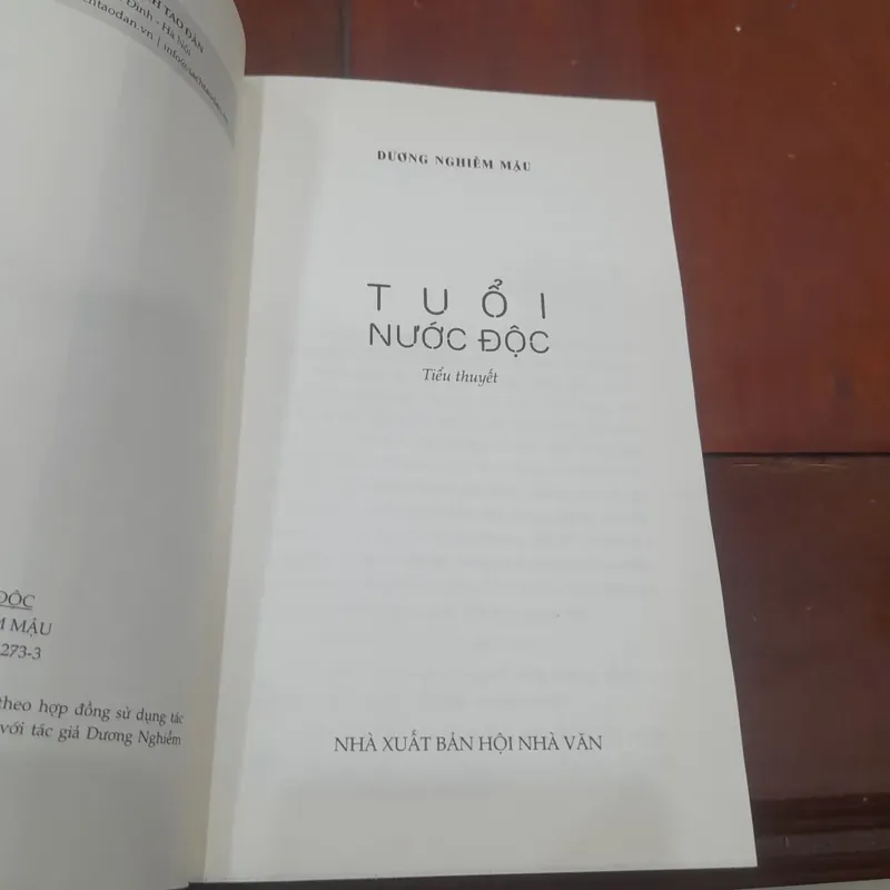 Dương Nghiễm Mậu - TUỔI NƯỚC ĐỘC (tiểu thuyết) 569957