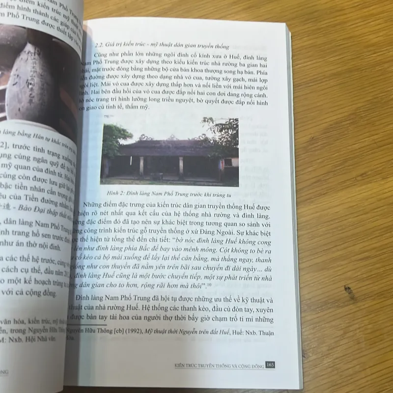 Kiến Trúc Truyền Thống Và Cộng Đồng Huế 760232