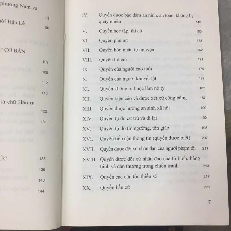TRIỀU ĐẠI HẬU LÊ VÀ QUYỀN CON NGƯỜI TRONG BỘ LUẬT HỒNG ĐỨC 502457