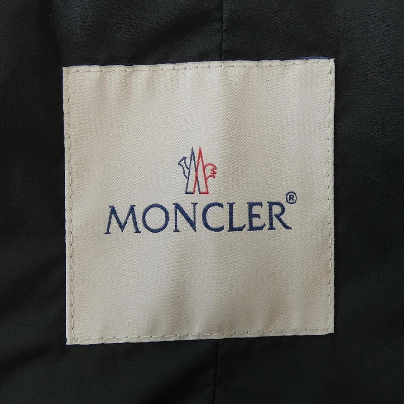 Áo khoác MONCLER PAU - Hàng hiệu Chính hãng 823532