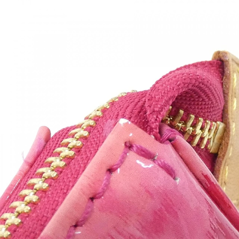 Túi đeo chéo Louis Vuitton Monogram Vernis Flower Ikat M90042 620207