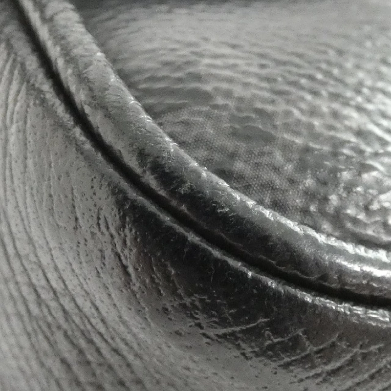 Túi đeo chéo Louis Vuitton Taiga Lama Bum Bag Outdoor M30245 612455