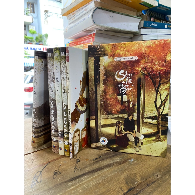 Sơn hà nhân gian, trọn bộ 5 tập + box và postcard có chữ ký tác giả (giới hạn 100 cái) - Y Xuy Ngũ Nguyệt 316454