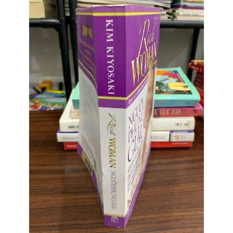 Rich Woman – Người phụ nữ giàu – Kim Kiyosaki 604238