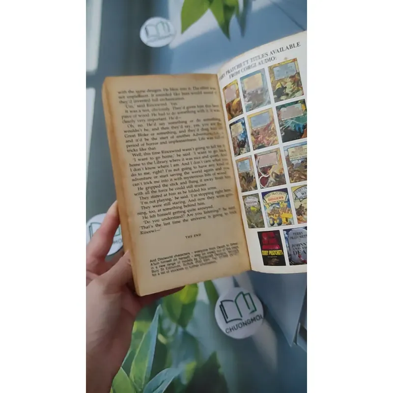 [MIỄN PHÍ BỌC SÁCH] [XƯA] Interesting Times (1994) - Terry Pratchett 1027167