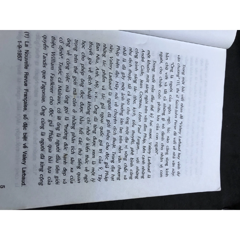 Tình yêu và tuổi trẻ mới 80% ố bẩn nhẹ có mộc đỏ 2001 Valery Larbaud - HPB0906 SÁCH VĂN HỌC 914550