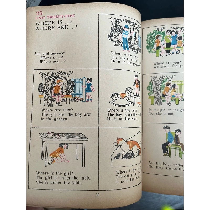 Play and learn English 756885