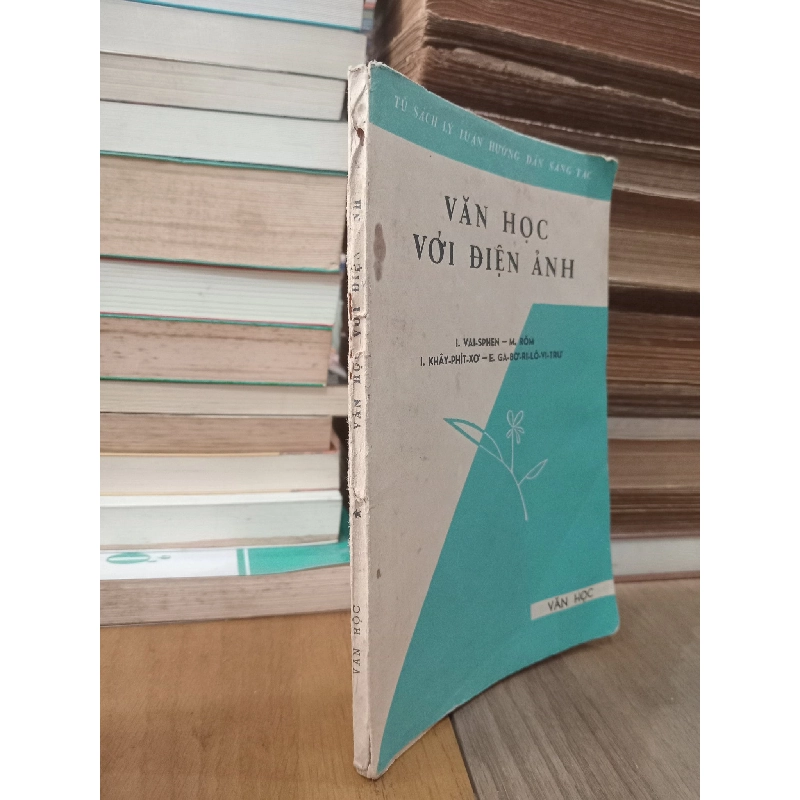 Văn học với điện ảnh - I. Vai-sphen, M. Rôm, I. Khây-phít-xơ, E. Ga-bơ-ri-lô-vi-trư 784470