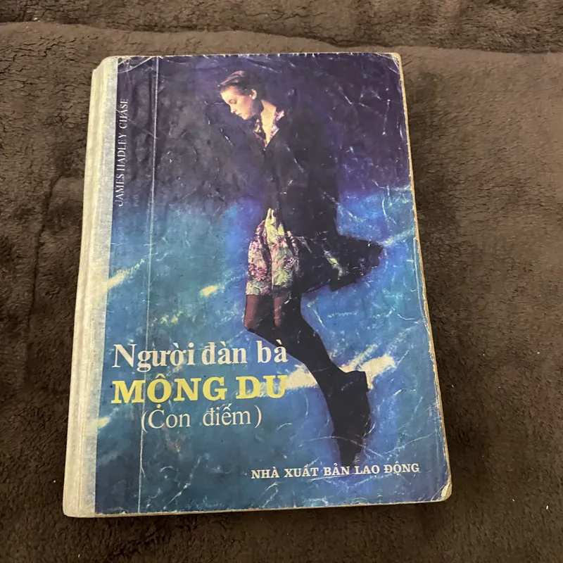 Người đàn bà mộng du (con điếm) 627832