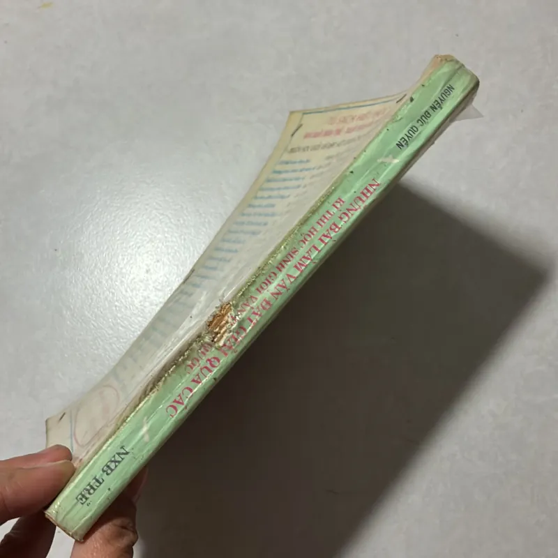 Nhưng bà làm văn đạt giải qua các kỳ thi HSG Văn toàn quốc lớp 12  797129