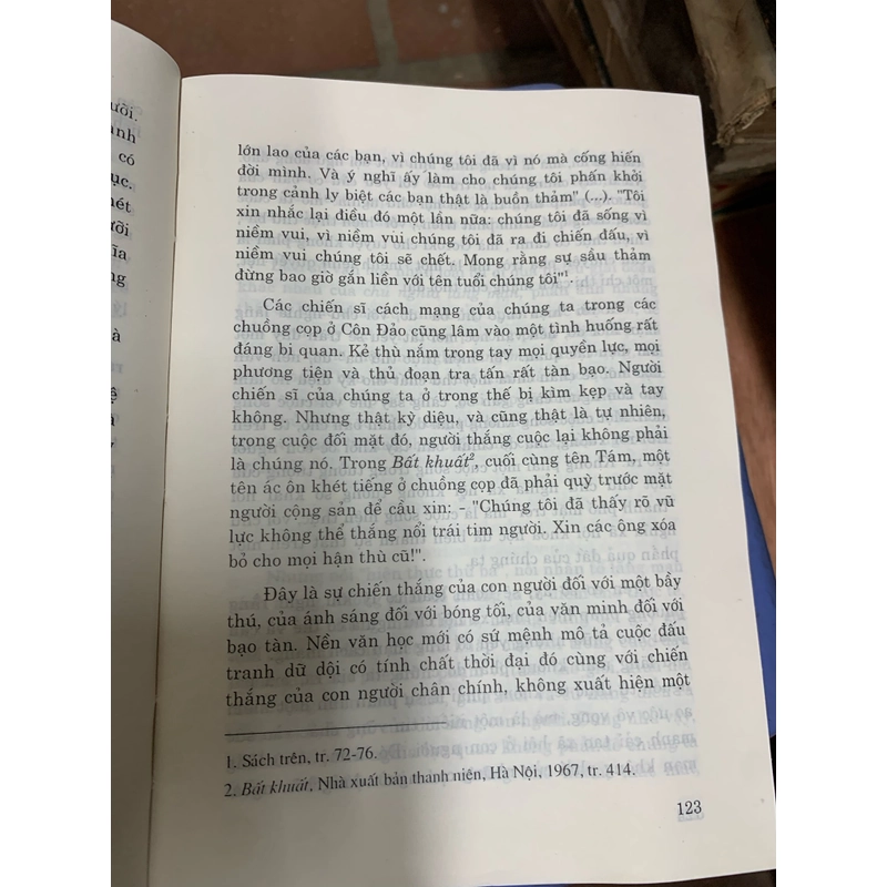 Văn học việt nam hiện đại - lịch sử và lý luận.  459619