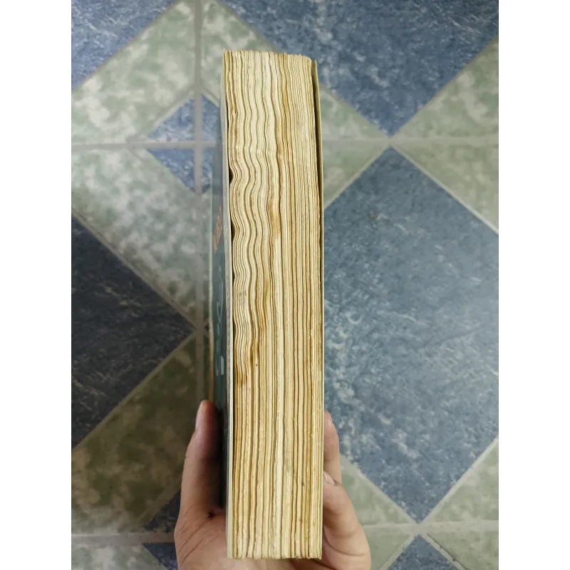 Tuyển tập truyện ngắn các tác giả đoạt giải Nobel 697130