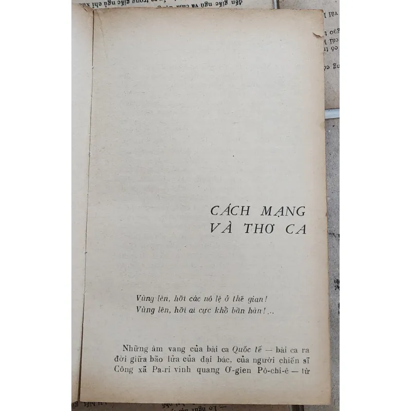 VĂN HỌC CÔNG XÃ PARIS 708807