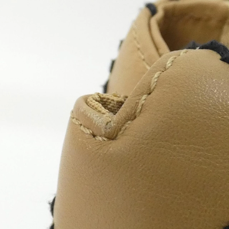 Túi xách chéo Wild Stitch Line 16799 của Chanel - Hàng hiệu Authentic 767995