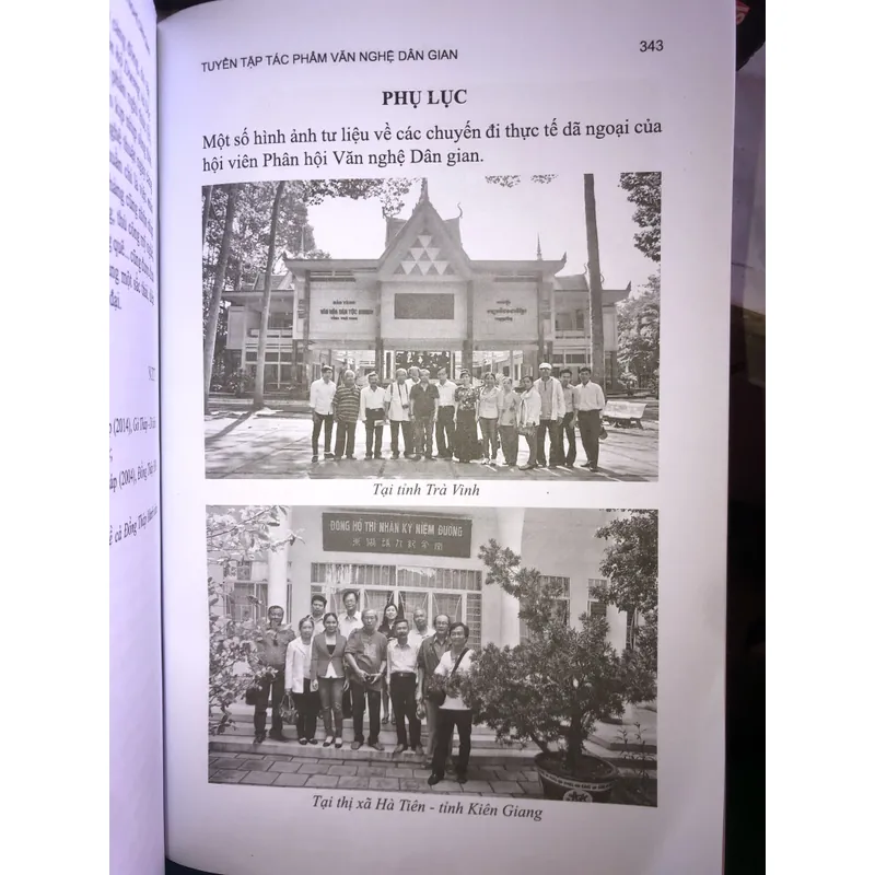 Tuyển tập Tác phẩm Văn nghệ dân gian 707049