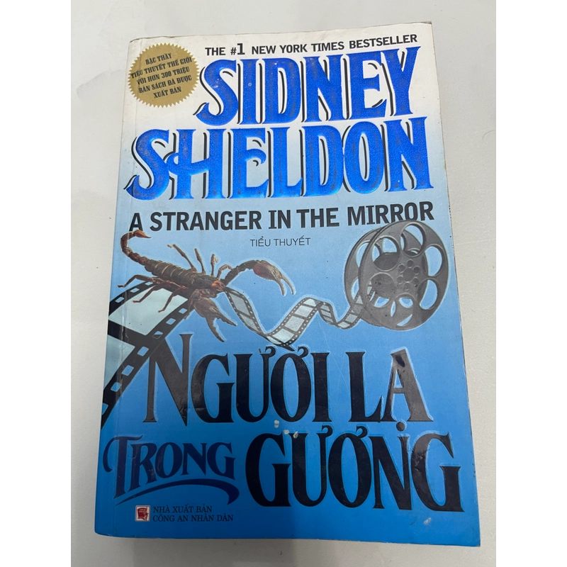 Người lạ trong gương - Sidney Sheldon 548091