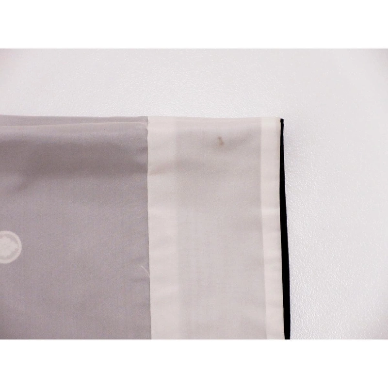 Áo kimono truyền thống với thêu vàng - Hàng hiệu Authentic 883002