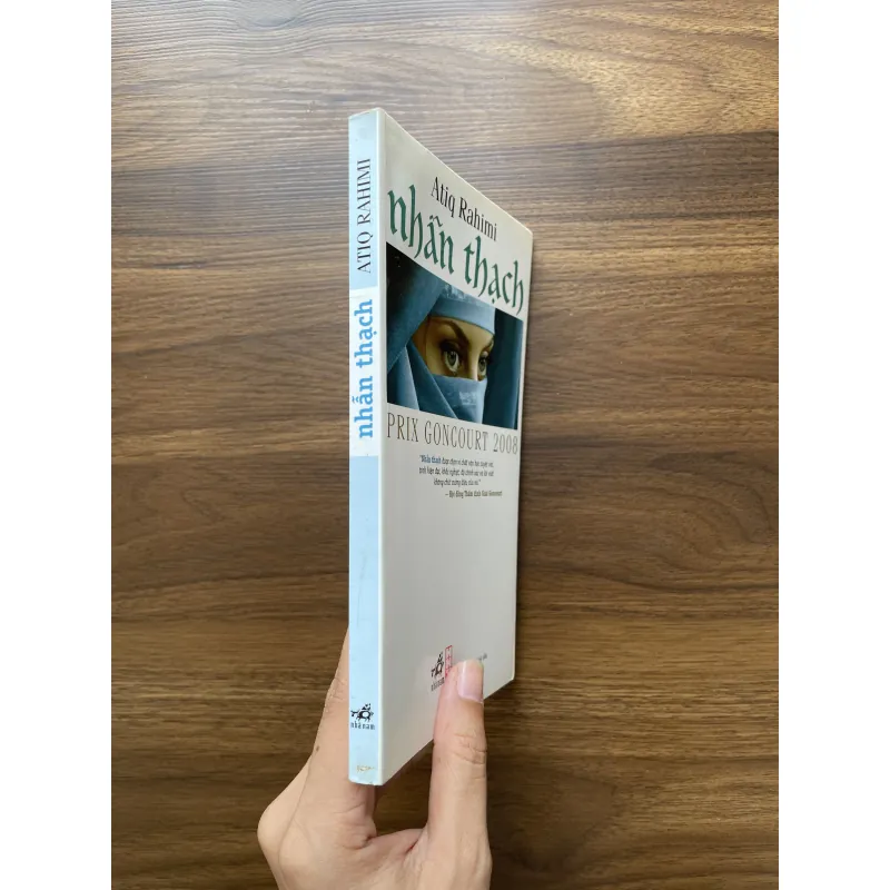 Nhẫn thạch - Atiq Rahimi 975795