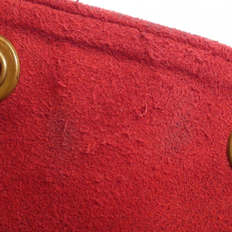 Túi đeo vai Louis Vuitton Epi Noé M44007 613416