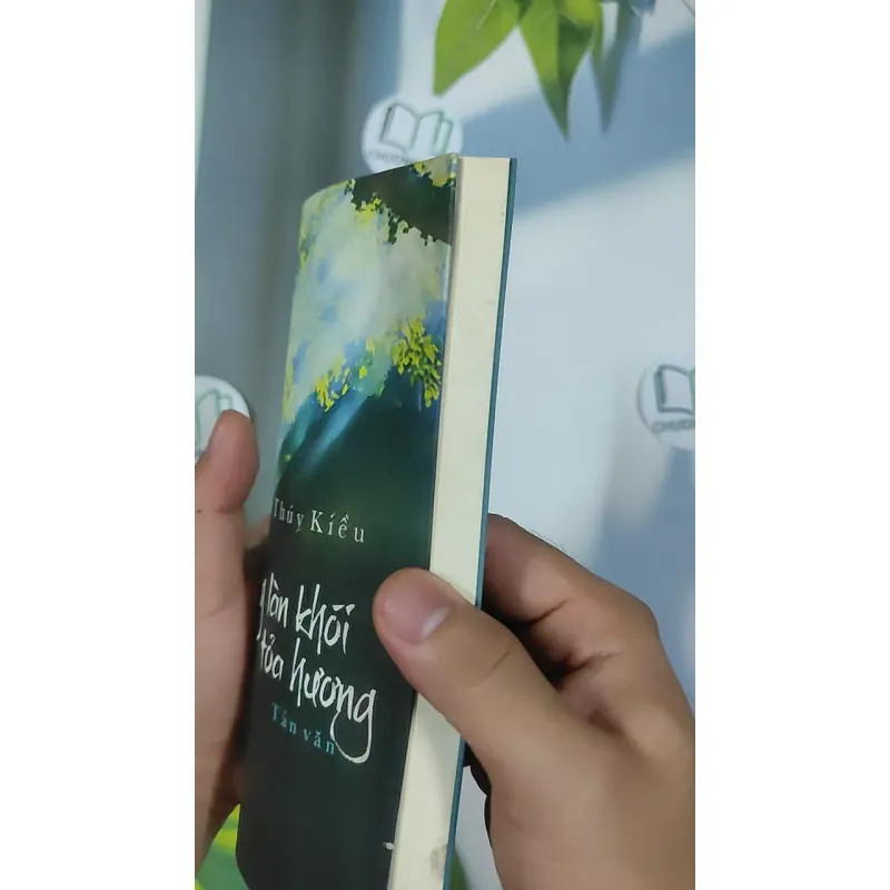 Những Làn Khói Tỏa Hương - Huỳnh Thúy Kiều 798484