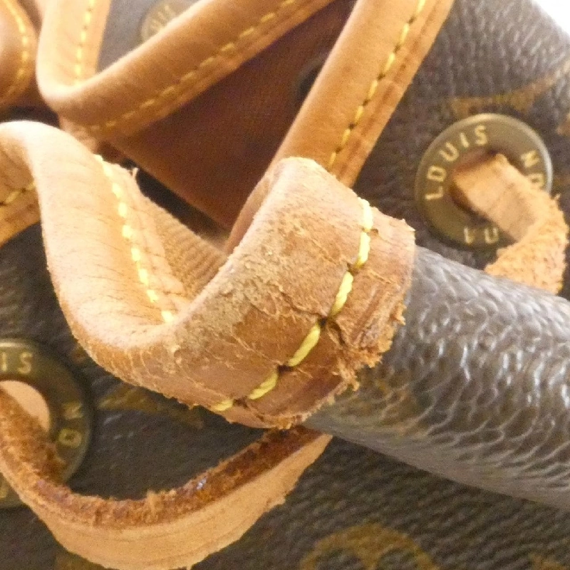 Ba lô Louis Vuitton Monogram Montsouris MM M51136 609402