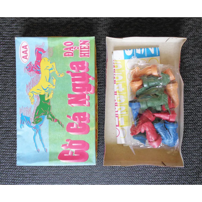 Bộ cờ cá ngựa xưa 370792