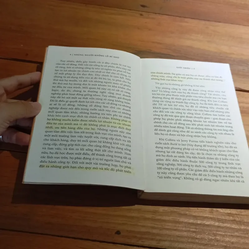 Những người khổng lồ bé nhỏ 577027