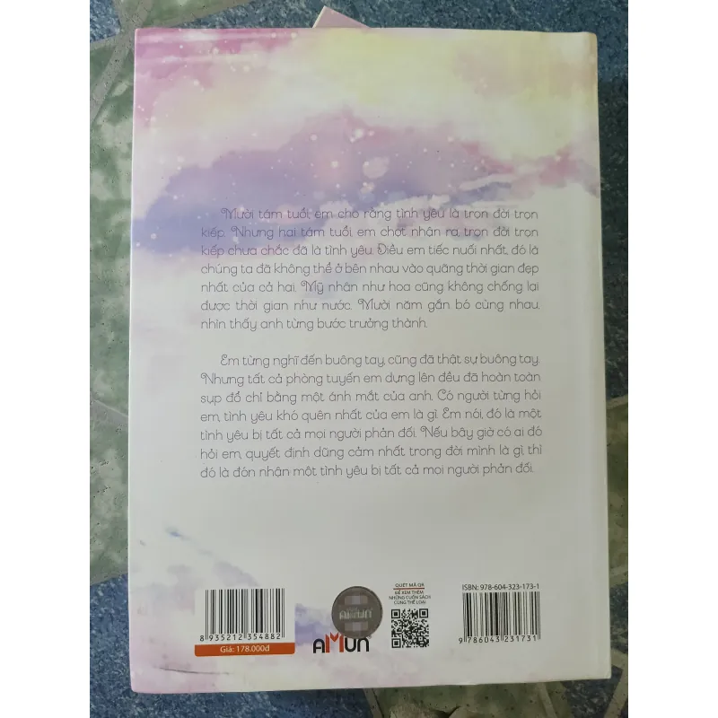 Cơ trưởng thực tập - Cá Thích Leo Cây 933577