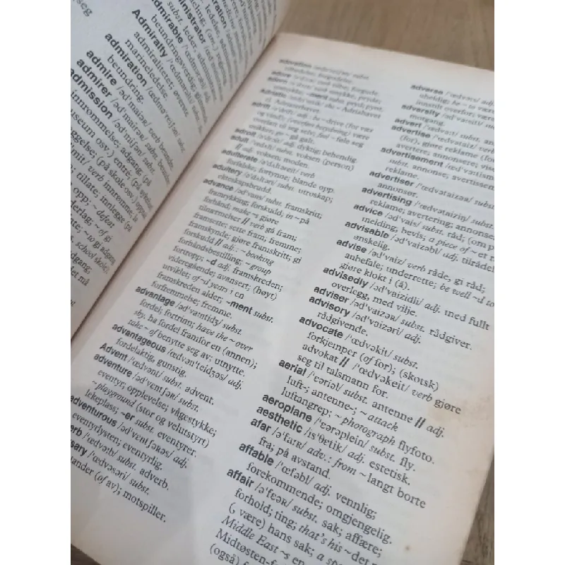 Core Engelsk-Norsk Norsk-Engelsk ordbok 589399