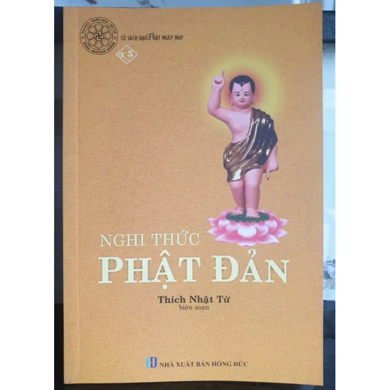 Sách Nghi Thức Phật Đản Thích Nhật Từ biên soạn - Cũ 675291