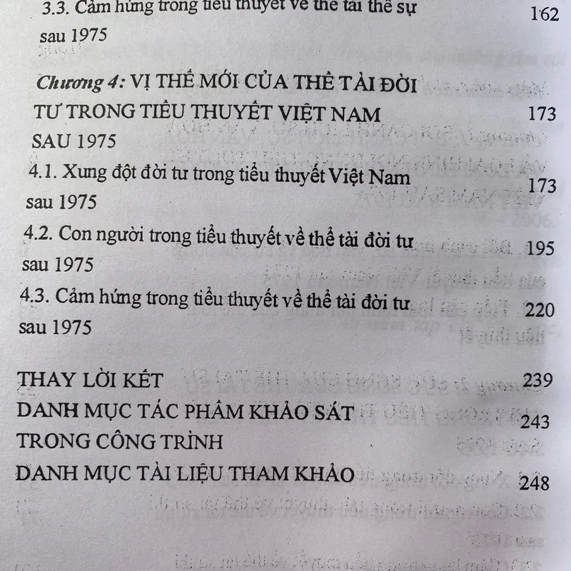 LOẠI HÌNH NỘI DUNG TIỂU THUYẾT VIỆT NAM SAU NĂM 1975 - TS. NGUYỄN TIẾN ĐỨC  573542