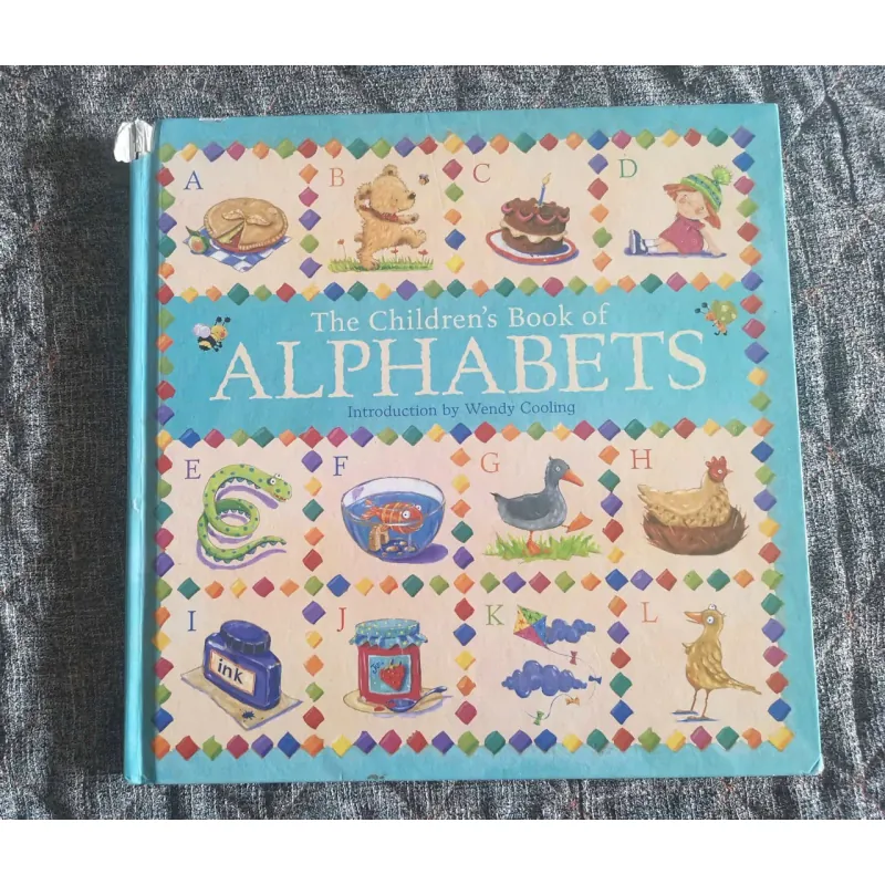THE CHILDREN'S BOOK OF ALPHABETS 994047