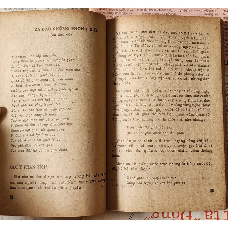 Dạy và học: Thơ ca dân gian - Giáo sư Lê Trí Viễn làm chủ biên 704199