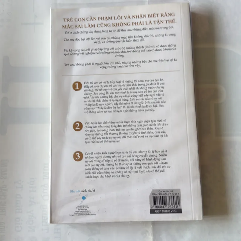 CHA MẸ ĐỘC HẠI 977063