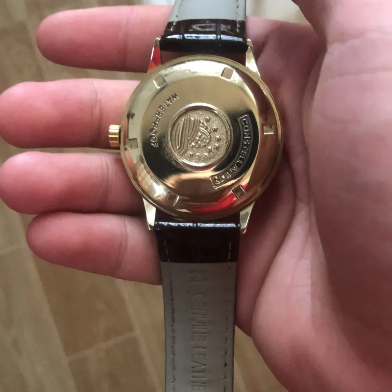 Đồng hồ da nam giới Omega Constellation màu vàng 926749