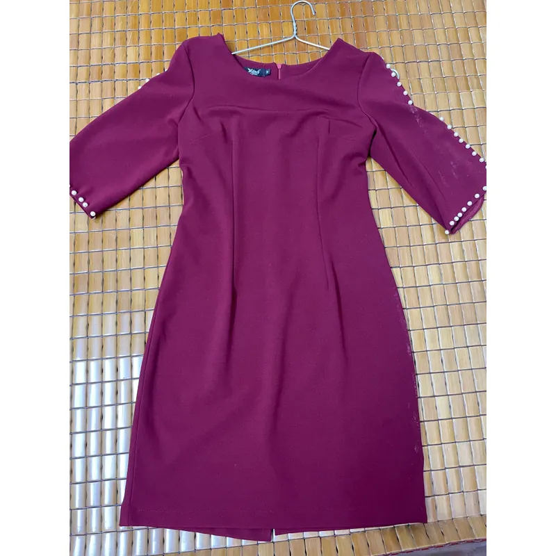 Váy công sở, màu đỏ đô, size M 560152