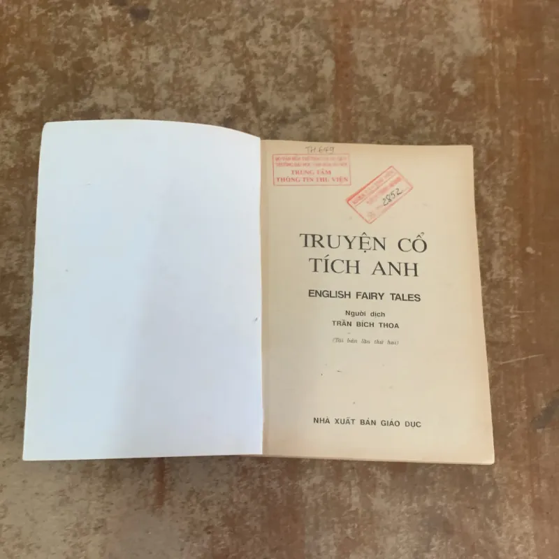 COMBO NỤ CƯỜI NƯỚC ANH & TRUYỆN CỔ TÍCH NƯỚC ANH SONG NGỮ 763542