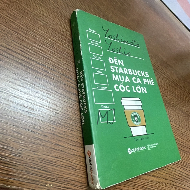 Đến starbucks mua cà phê cốc lớn Yoshimoto Yoshio 358616