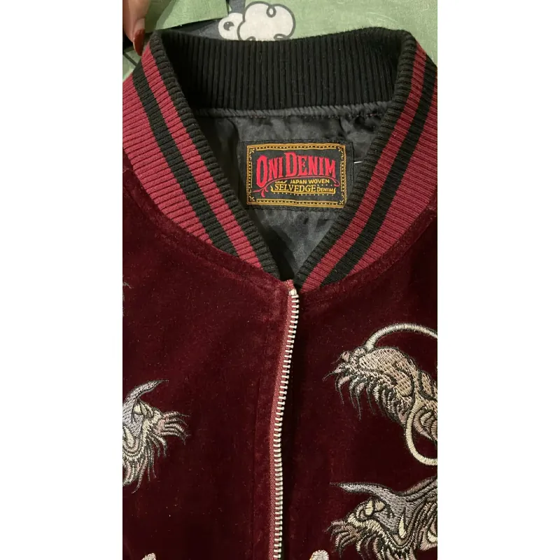 Sukajan , mới mặc 2 lần , nhung đỏ , thêu rồng , không lỗi lầm  750104