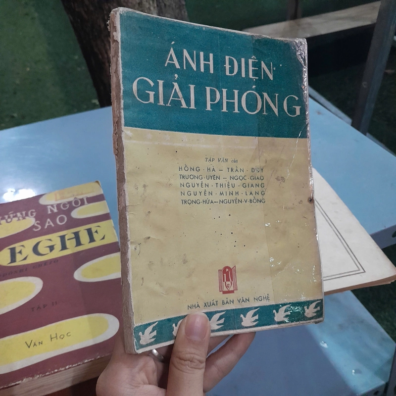 ÁNH ĐIỆN GIẢI PHÓNG 446495