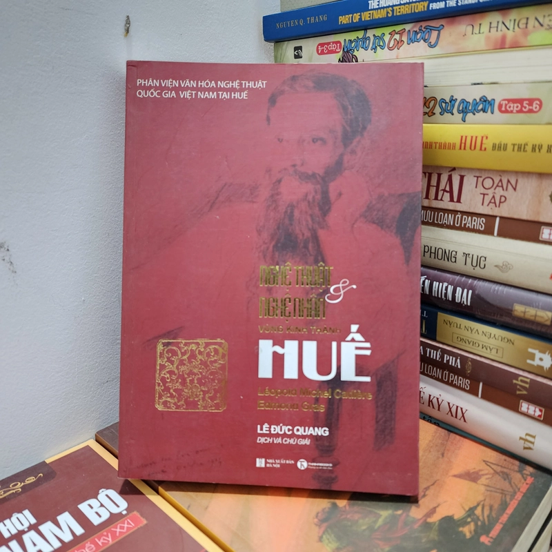Nghệ thuật và nghệ nhân Huế  414201