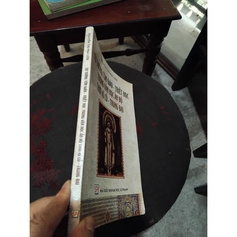 Tư tưởng tôn giáo triết học trong văn học Ấn Độ thời kỳ cổ trung đại  1002648