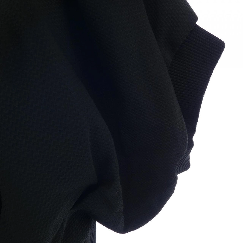 Áo khoác LOUIS VUITTON FQVE67KEZ 633358