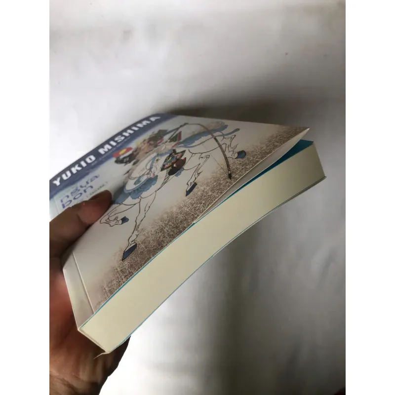 Ngựa Bon - Yukio Mishima 735197