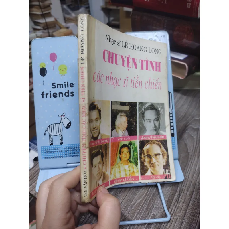 Sách: Chuyện tình các nhạc sĩ tiền chiến - TG: NS Lê Hoàng Long (A2) 749558