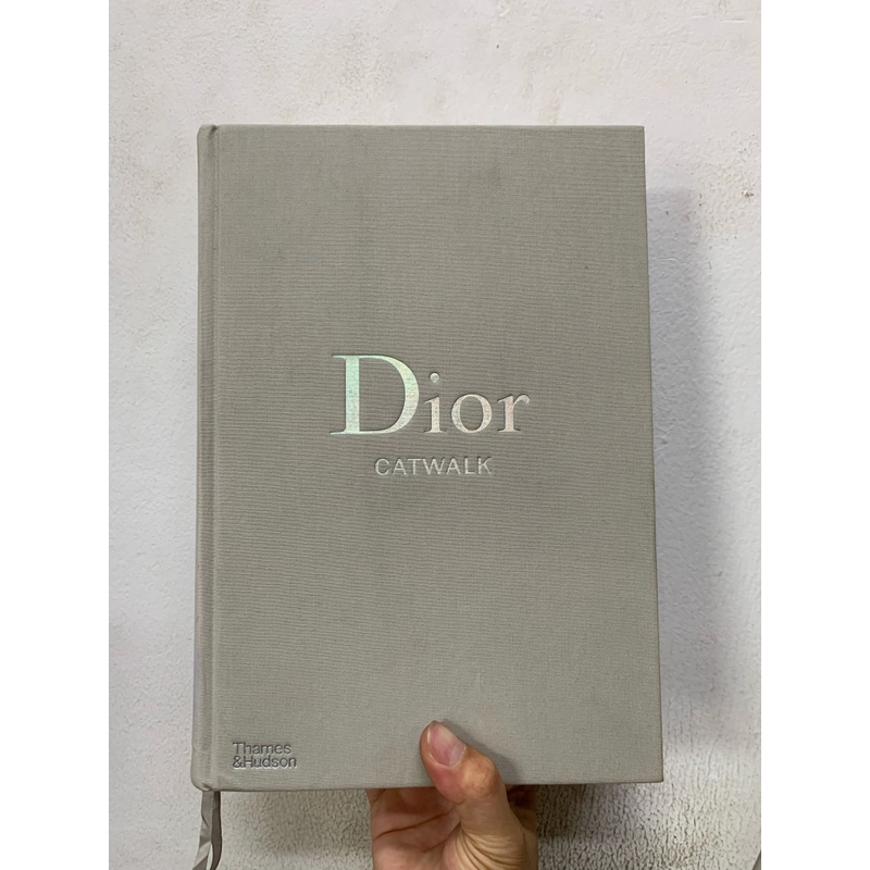 Dior catwalk 445541