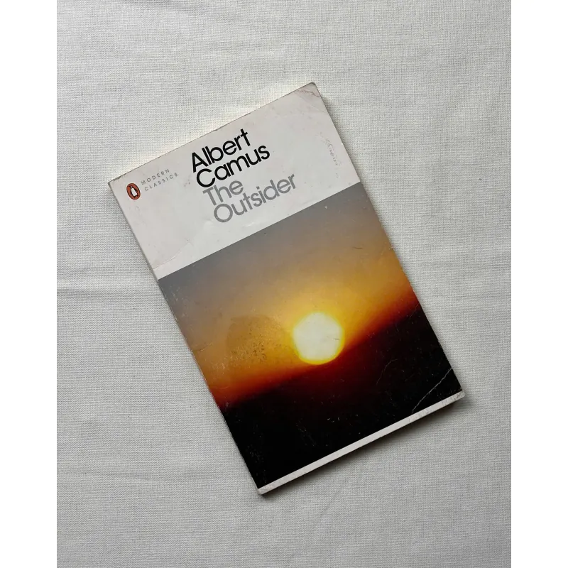 The Outsider - Albert Camus 992633